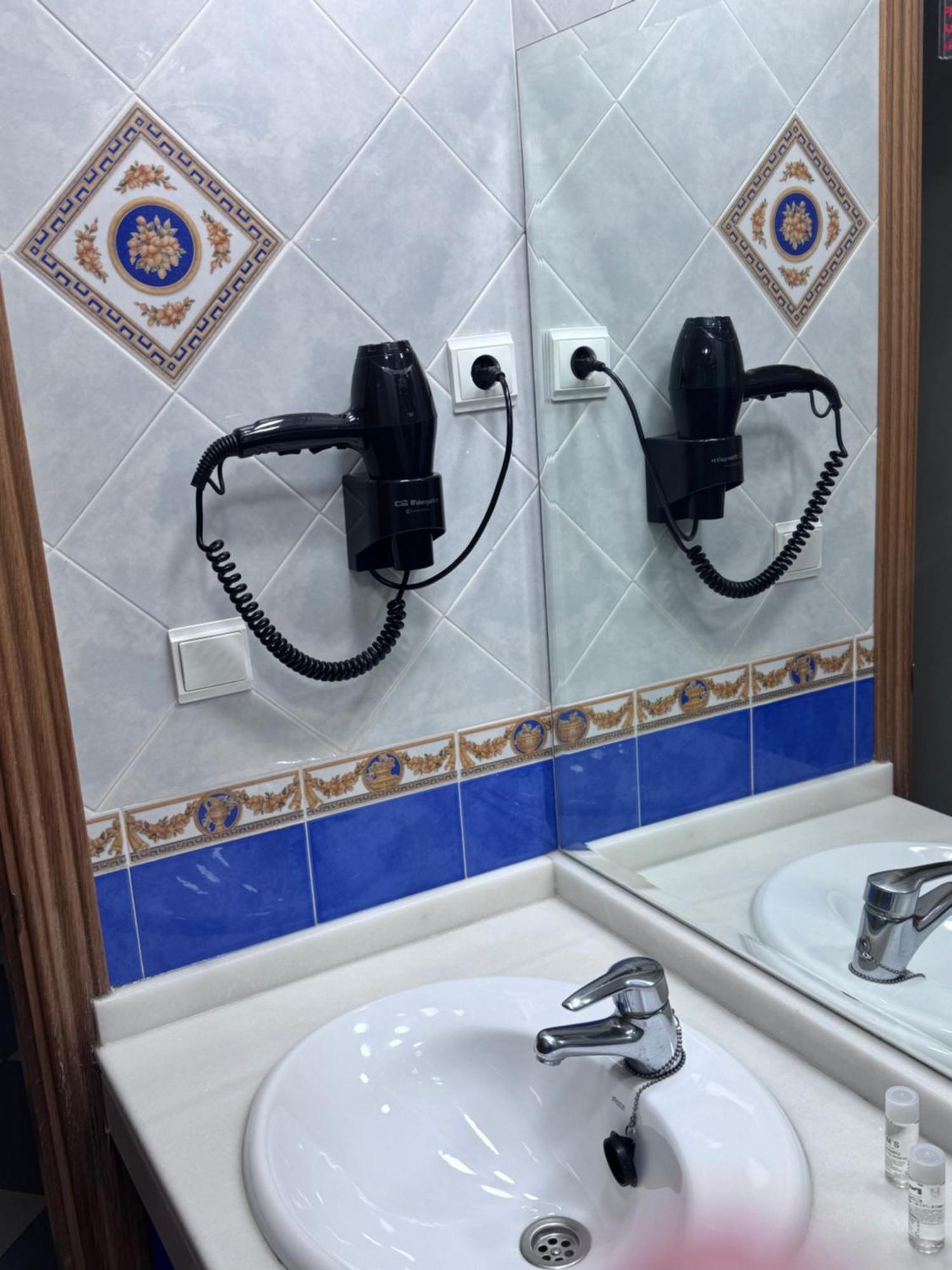 Apartamentos Nina De Oro Torremolinos Esterno foto