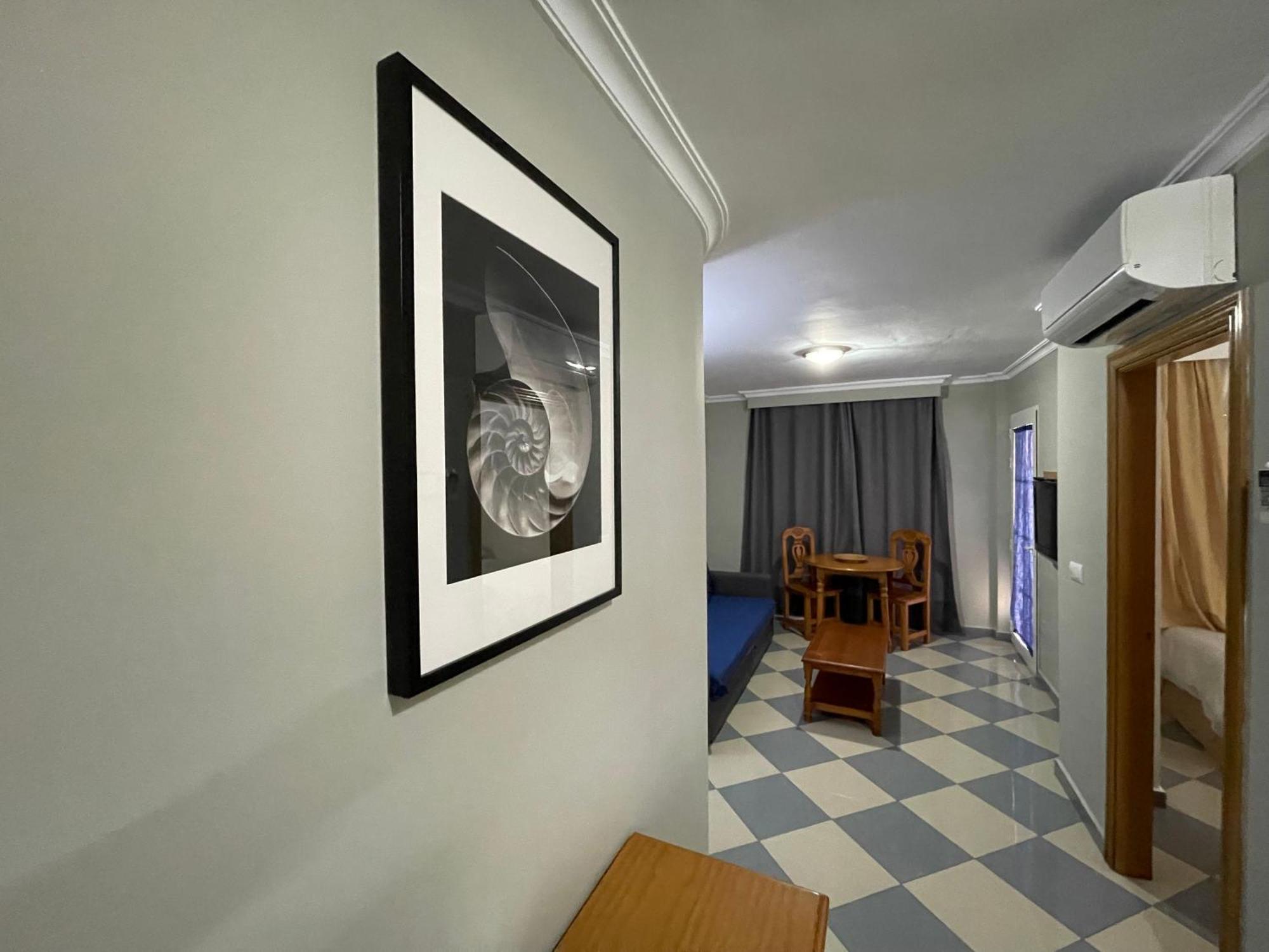 Apartamentos Nina De Oro Torremolinos Esterno foto